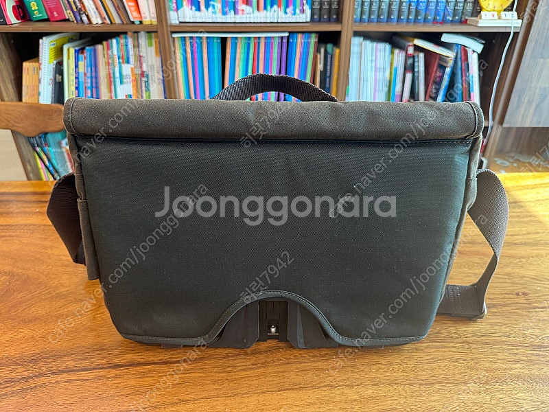 바버 브롬톤 시티백 판매합니다.--1
