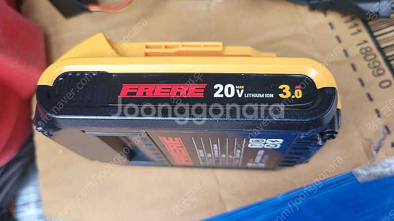 프레레(20V30A.고장.수량있슴)2개1.5만.히다찌대...--0