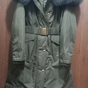 칼라거펠트 올리브색 패딩