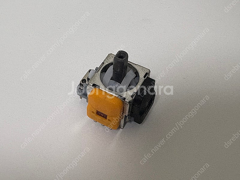 XBOX 3세대 무선 컨트롤러/엑박패드 부품용+홀센서 모듈 1개+배터리 팩 듀오 판매합니다--6