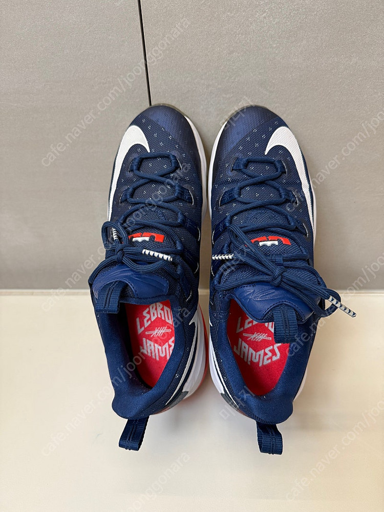 나이키 르브론 13 로우 농구화--3