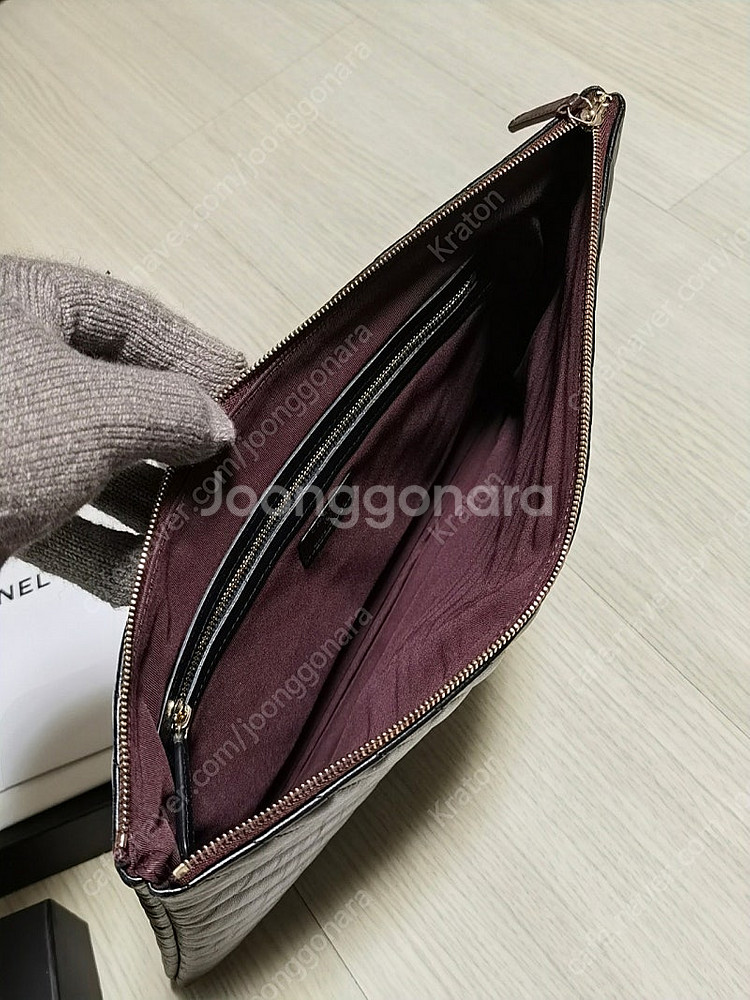 샤넬 클러치 라지 판매합니다.--3