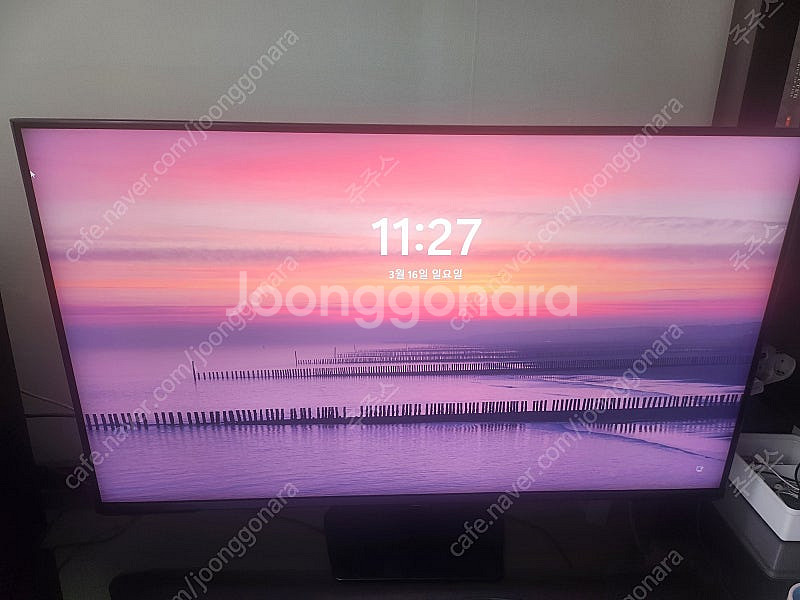삼성 오디세이 43인치 모델 모니터 팝니다(LS43CG...--0