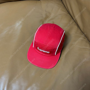 Supreme 슈프림 레드 캠프캡 모자 (Washed Red)