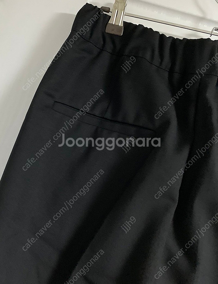 덕다이브 블랙 투턱 와이드 슬랙스 팬츠--3
