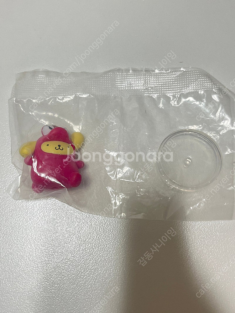 산리오 짱구 콜라보 와니야마상 폼폼푸린 가챠 피규어--1