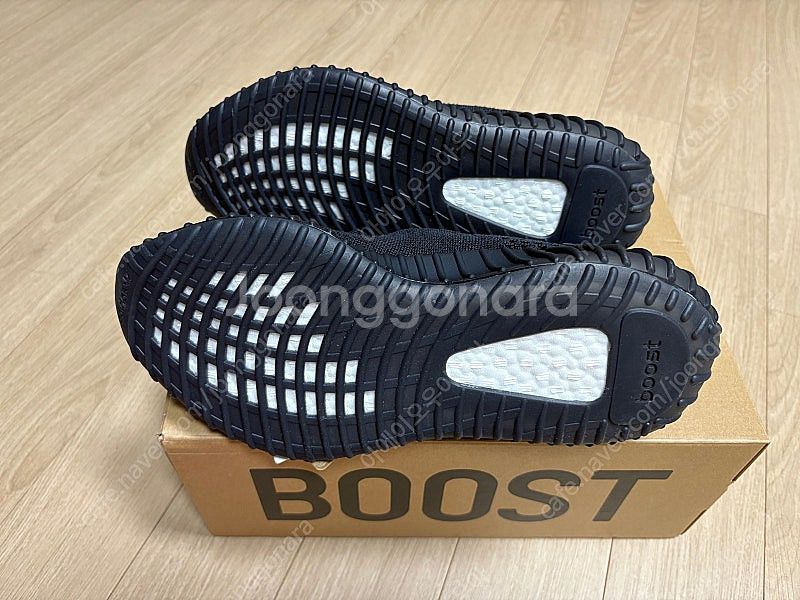 이지부스트 350 V2 블랙 255--4