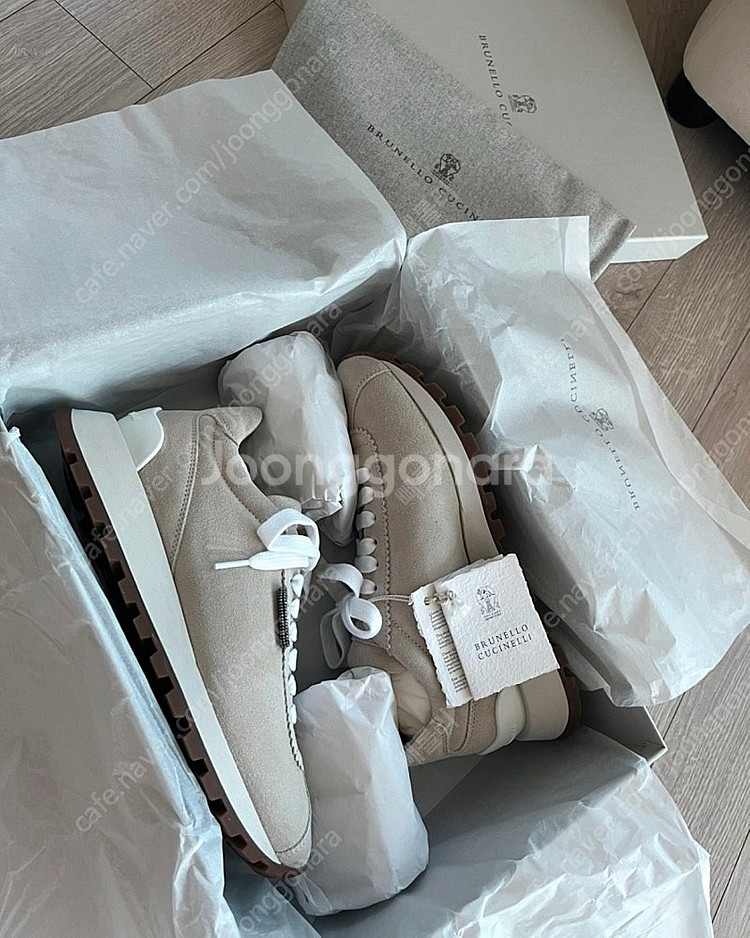 브루넬로쿠치넬리 스니커즈37.5--7