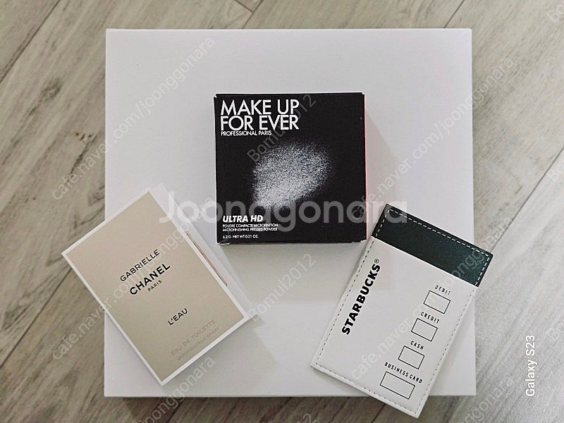 메이크업포에버 울트라 HD 파우더 (스타벅스 카드 지갑)--0