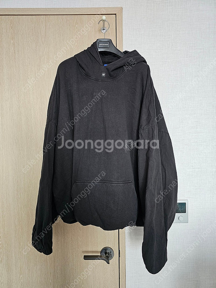이지갭 발렌시아가 패딩 후드 블랙 XL--0