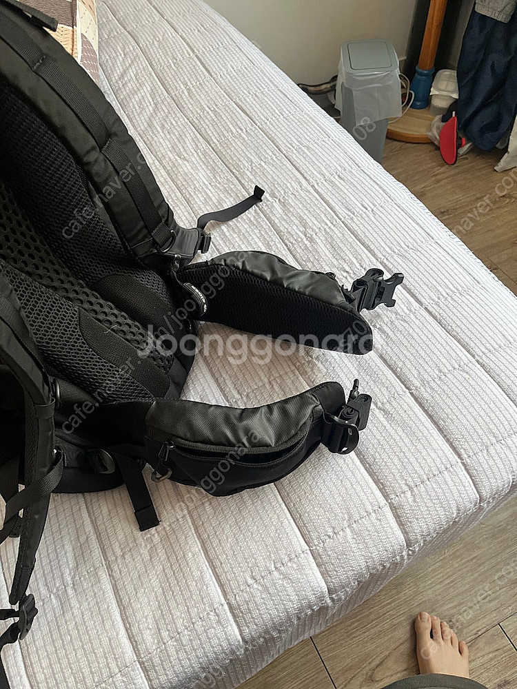 아이더 등산 배낭 백팩 30리터 판매합니다--2