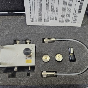 HP 43961A RF IMPEDANCE TEST ADAPTER DC SOURCE
