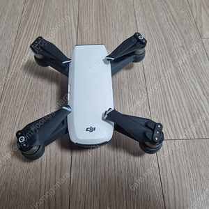 입문 촬영용 드론 DJI 스파크