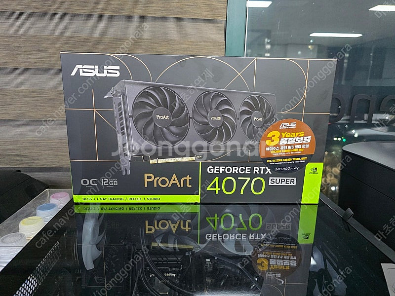 proart 4070 super--0