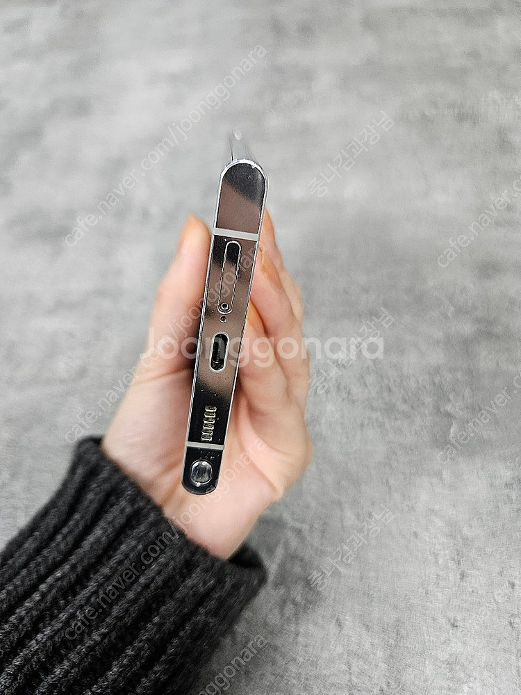 김포 S급 갤럭시 S22울트라 G908 최상품 김포 중고폰 점 멍 없음--5