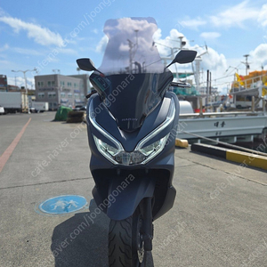 혼다 PCX125 20년식 판매 합니다.