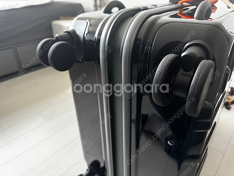 멘도자 펜저 22인치 블랙 개봉한 새제품--2