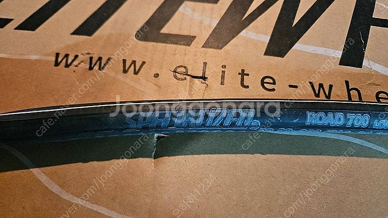 DT SWISS R470 휠셋 스페셜라이즈드 탈거--5