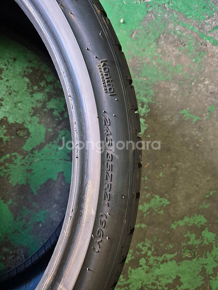 S1 EVO3 245 35 21 1본 판매합니다.--2