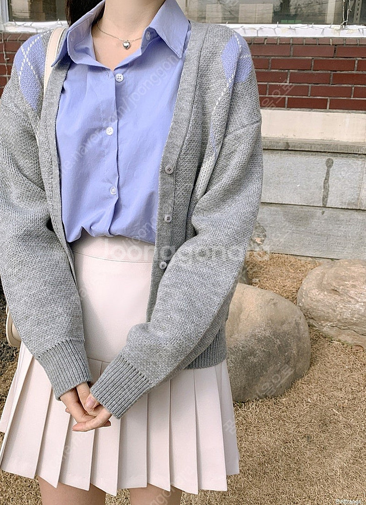 아뜨랑스 아가일 브이넥 가디건 아이보리--1
