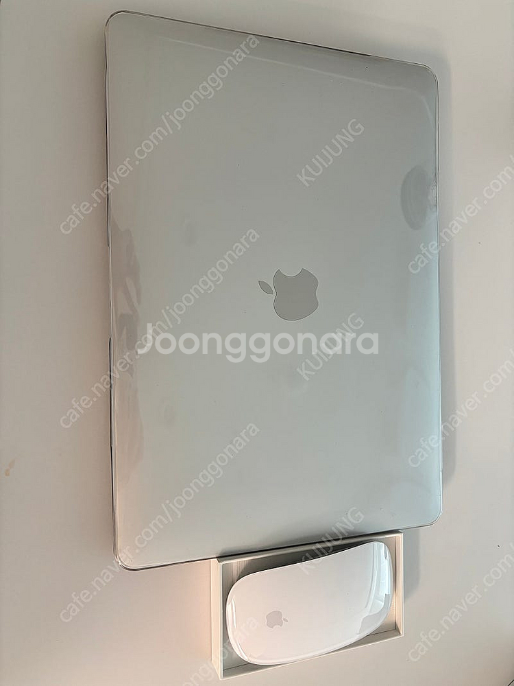 맥북에어 M1 8GB 256GB + 매직마우스--0
