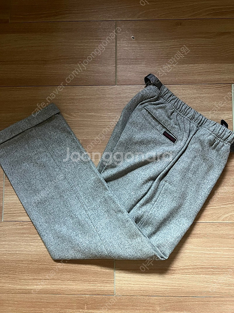 그라미치 와이드 팬츠 M 사이즈 판매합니다--0
