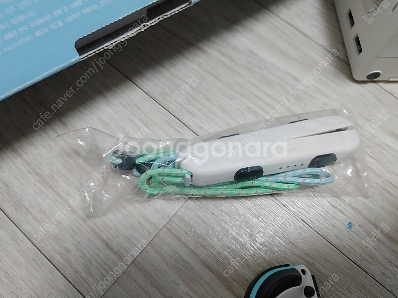 닌텐도 스위치 동물의 숲에디션(풀박+파우치)--6