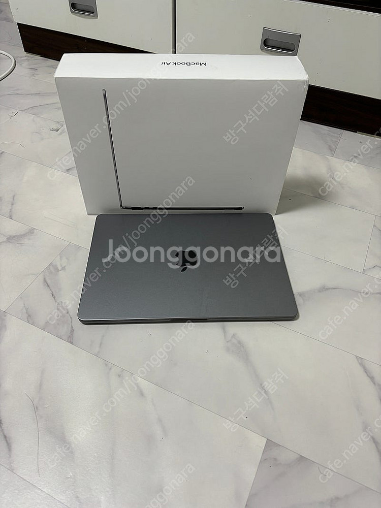 맥북 에어 M3 램 16G SSD256g 개봉만 한 새...--0