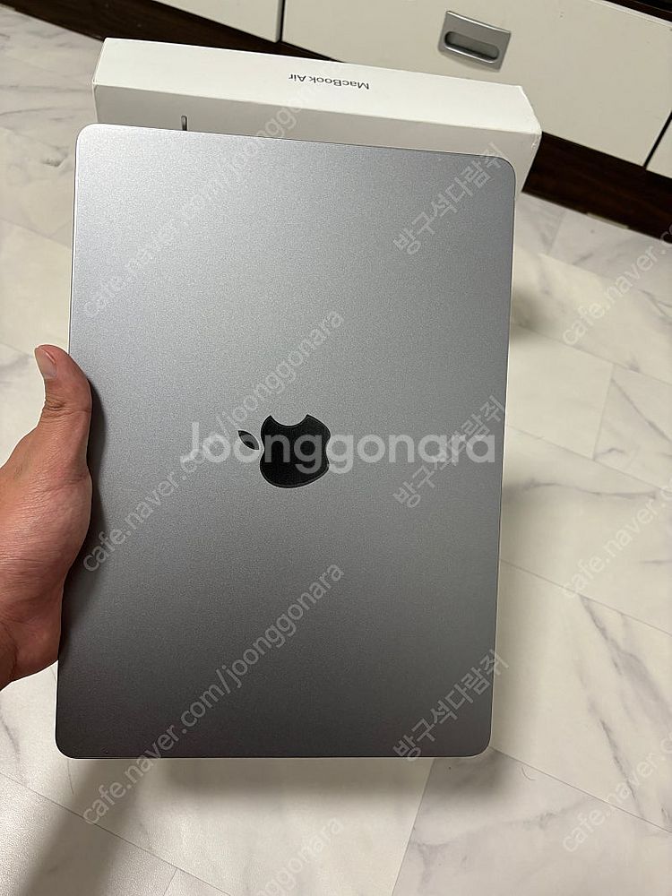 맥북 에어 M3 램 16G SSD256g 개봉만 한 새...--1