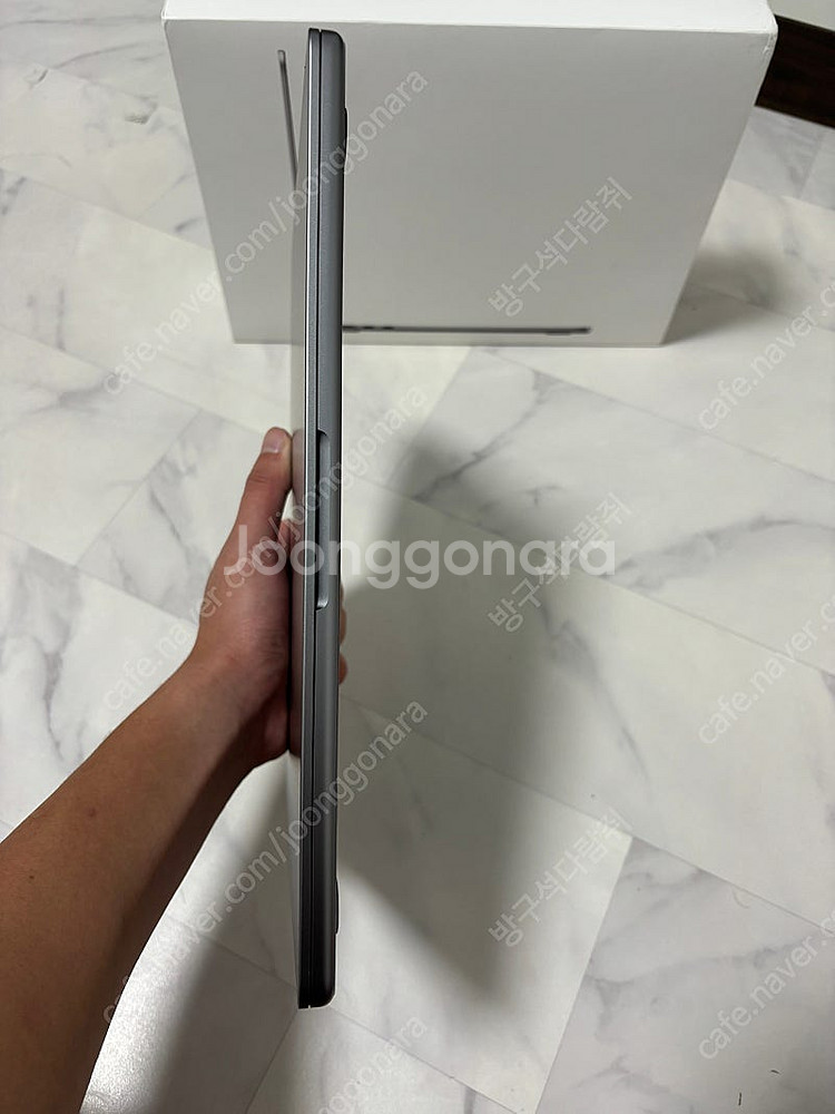 맥북 에어 M3 램 16G SSD256g 개봉만 한 새...--7
