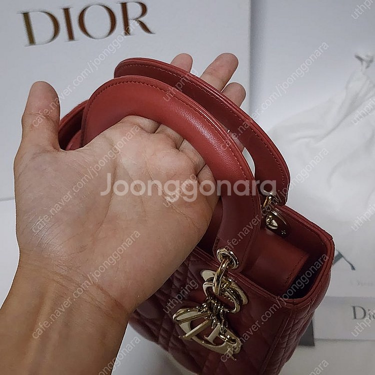 새상품급 디올 레이디백 스몰--1