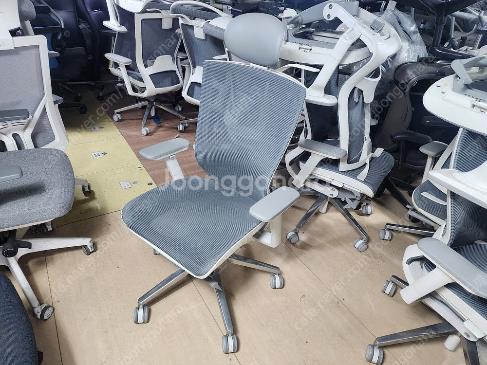 [판매] (새상품) 시디즈 T50 풀옵션의자 퍼시스중고...--7