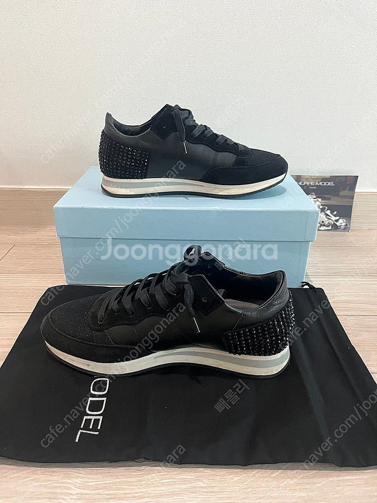 필립모델 스니커즈36(230)--1