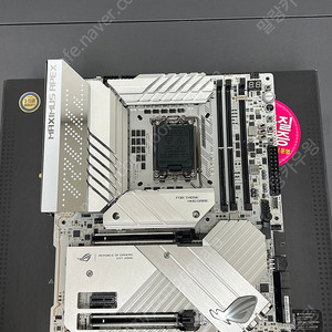 ASUS ROG z790 APEX 메인보드 (화이트)