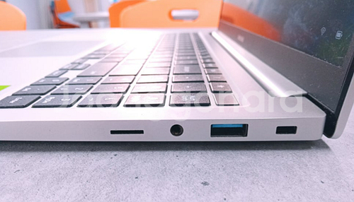 삼성 갤럭시 노트북 NT750XDA-XC52S 팝니다--5