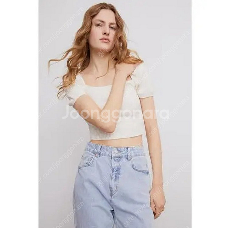H&M 스웨어넥 리브드 티셔츠--1
