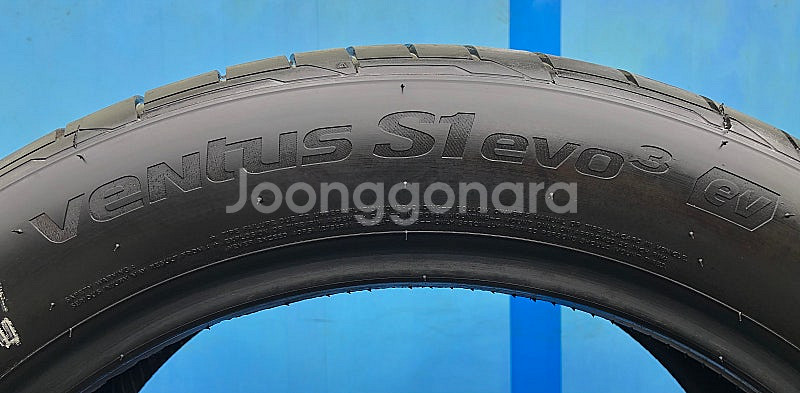 A+급 중고타이어 한국타이어 S1 EVO 3 235/5...--3