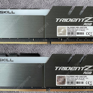 지스킬 DDR4-3200 CL16 32GB(16*2) 팝니다.