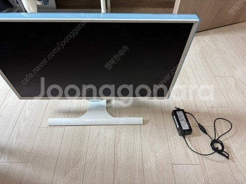 삼성 24인치 모니터 LS24E360 팝니다.--0