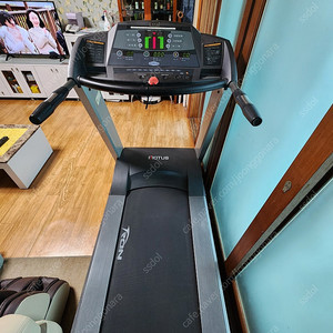 헬스장용 러닝머신 M903TA(모투스)