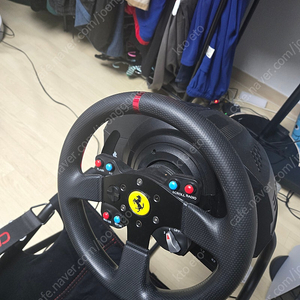 트러스트마스터 t300 gte 플레이시트 챌린지 판매합니다
