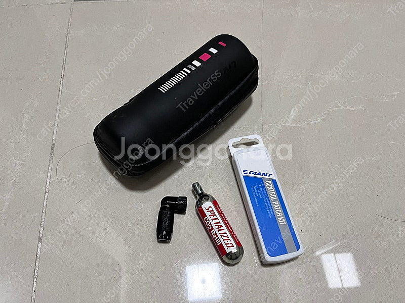 자전거 공구통(자이언트 리브) 및 스페셜라이즈드 co2...--0