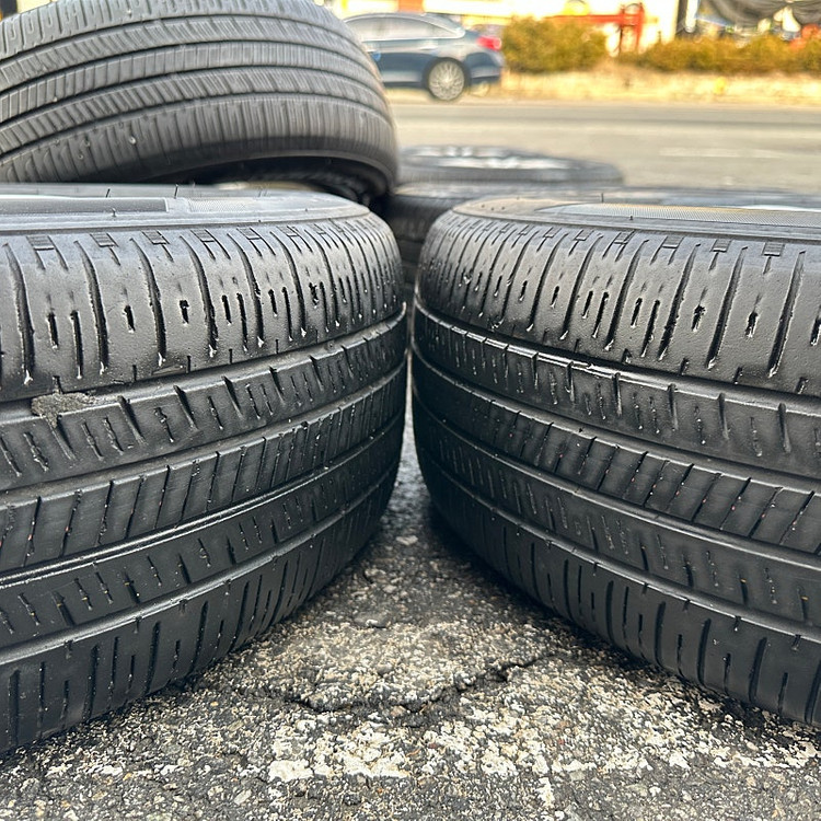 아반떼 CN7 15인치 중고 휠타이어 세트 팔아요 195 65 15 이미지