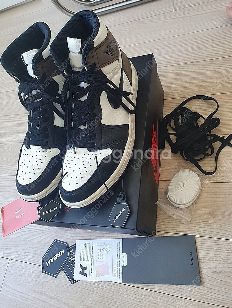 조던1 하이 다크모카 270 중고 430,000원--0
