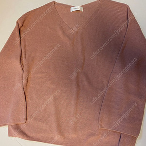 유메르 실크 여리 브이니트 핑크