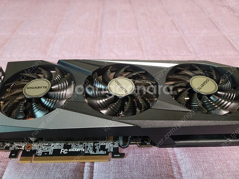 기가바이트 3060ti 8GB 3팬--0