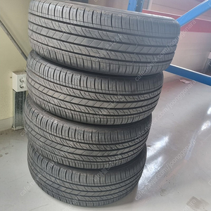 금호 TA21 235/60R 17 중고타이어 4개 일괄