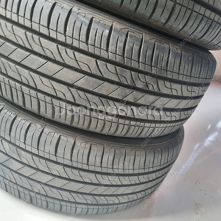금호 TA21 235/60R 17 중고타이어 4개 일괄--3