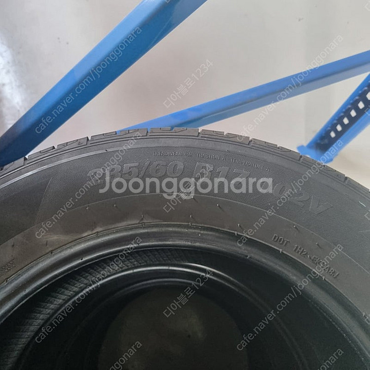 금호 TA21 235/60R 17 중고타이어 4개 일괄--4