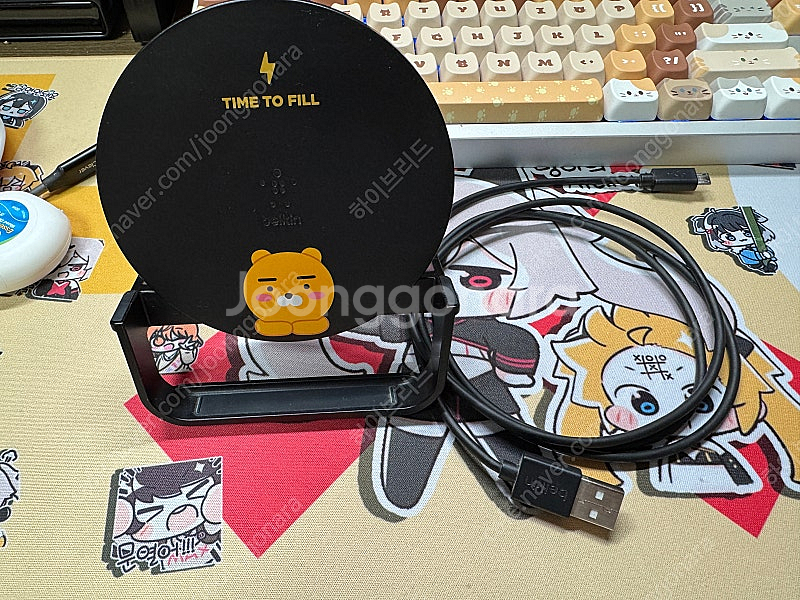 벨킨 부스트업 라이언 무선충전기(10W) 판매합니다.--0